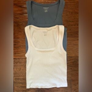 American Eagle Outfitters White and Blue Ribbed Sleeveless Tanks